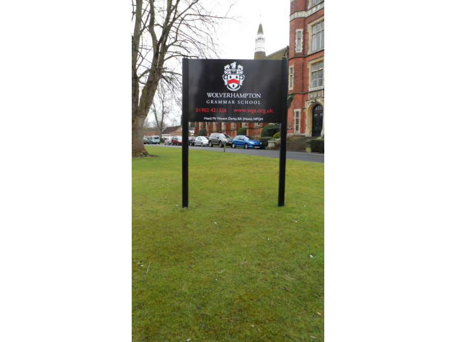 Wolverhampton Grammar School signage by Signs Now
